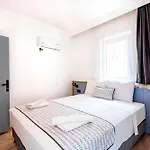 Hotel Bella *